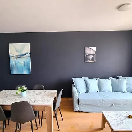 Διαμέρισμα Unique 2br Apt 10 With 150mbit Plus Netflix